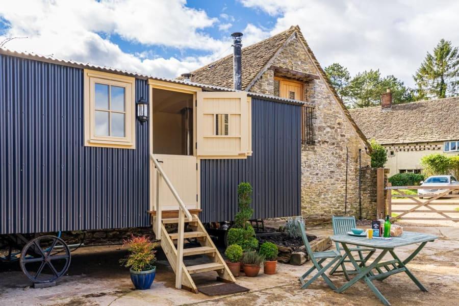 The Baytree Shepherds Hut Villa Stonehouse  Luaran gambar
